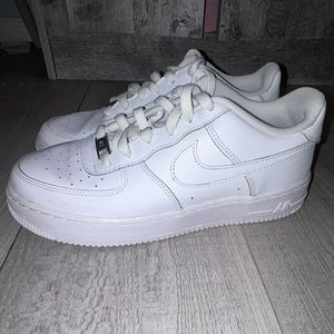 Nike Air Force 1 '07  men size 7